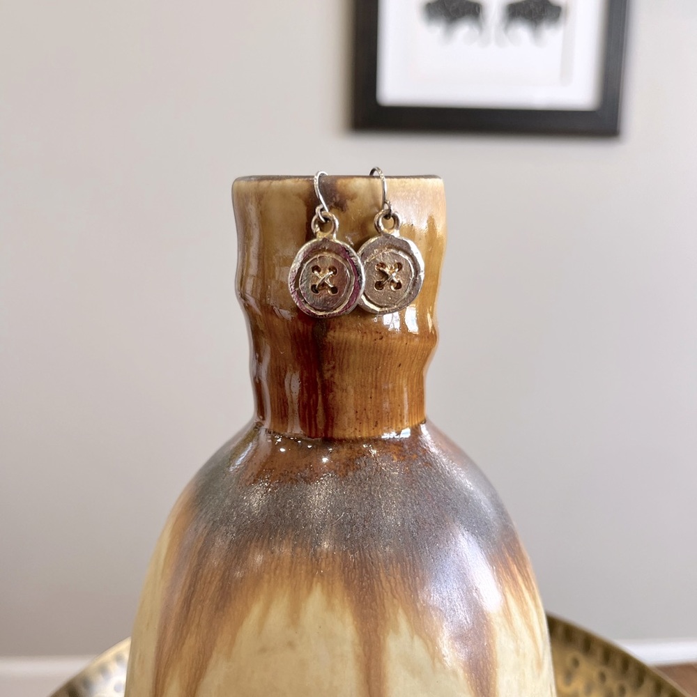 Goldtone button earrings